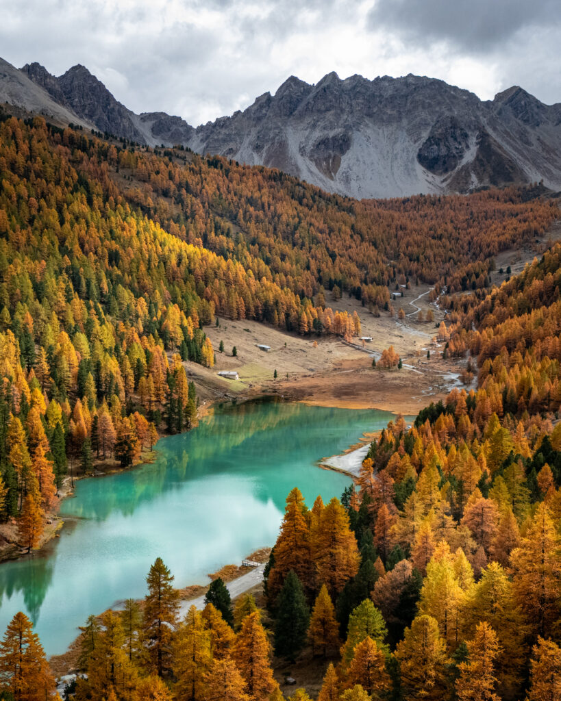Randonnée du lac de l'Orceyrette à l'automne