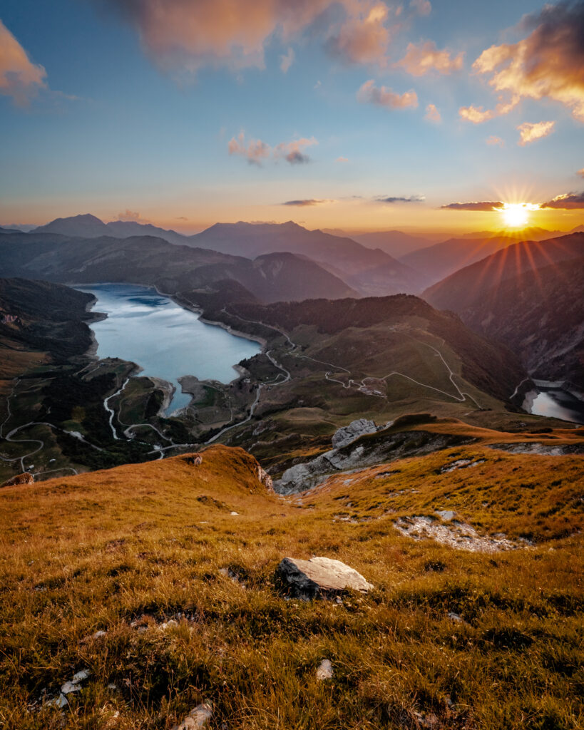 Randonnée Rocher du Vent avec vue sur le lac de Roselend